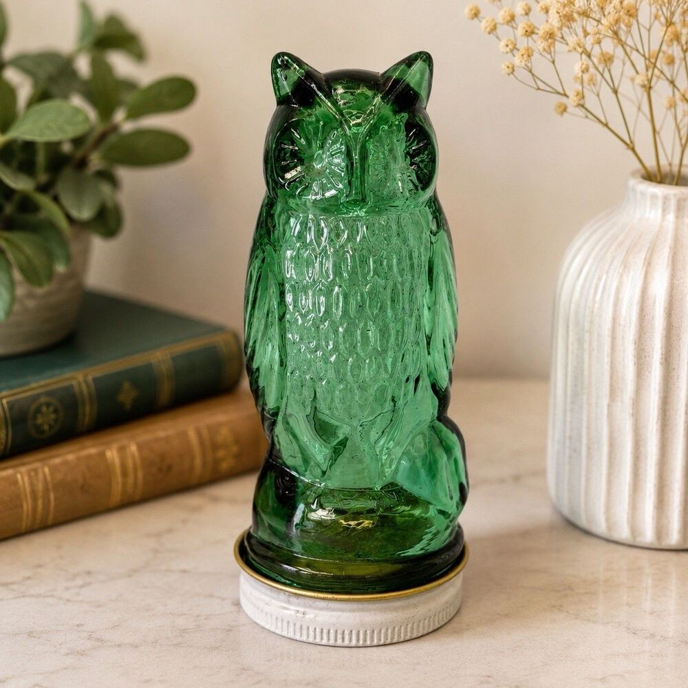 Vintage Emerald Green Glass Owl Candy Jar Bottle Apothecary Figurine w Lid